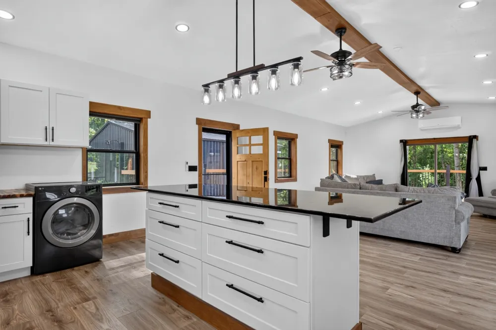 528 Obie Adcock Rd Smithville, TN 37166