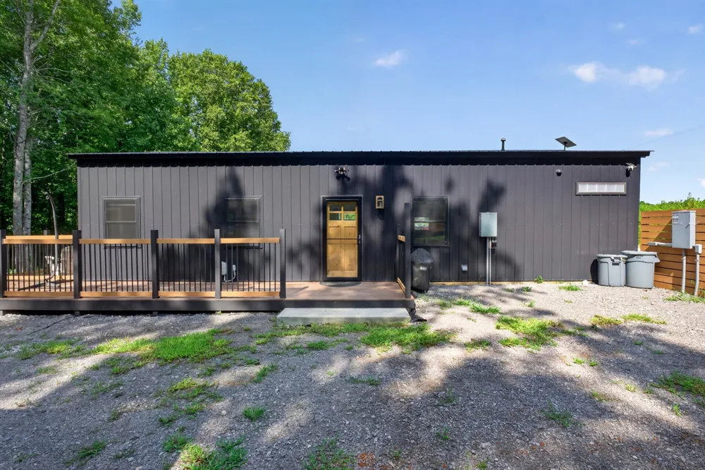 528 Obie Adcock Rd Smithville, TN 37166