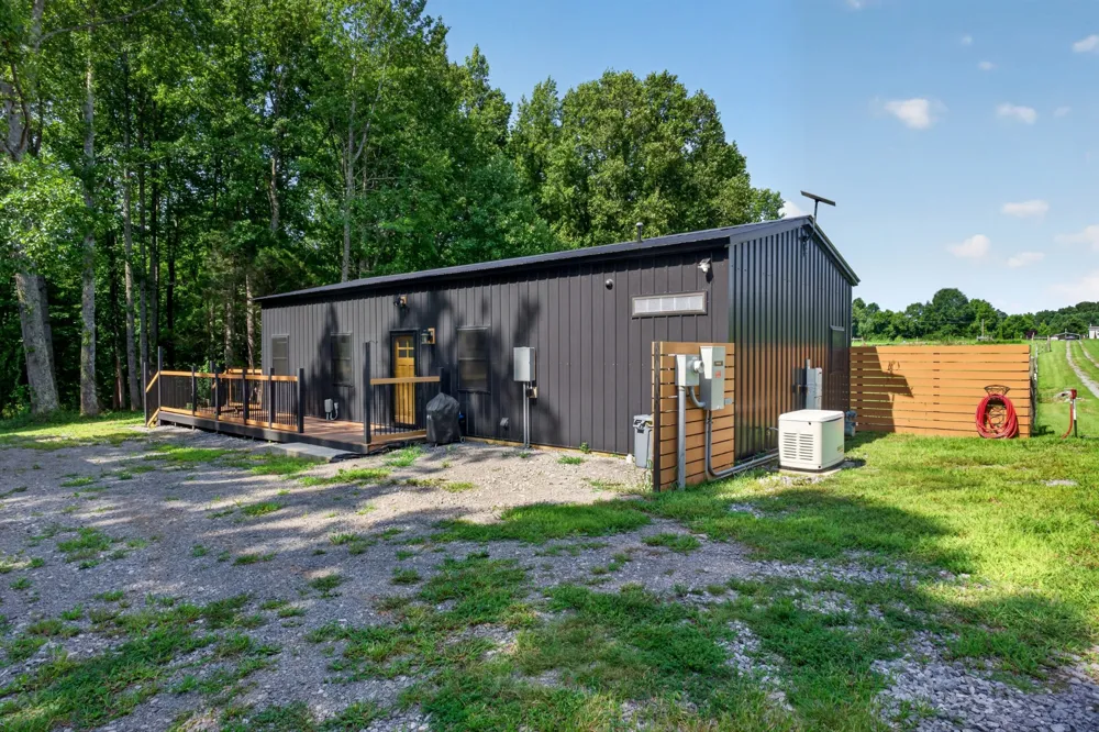 528 Obie Adcock Rd Smithville, TN 37166