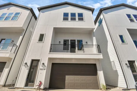 1507 Robin Street #B