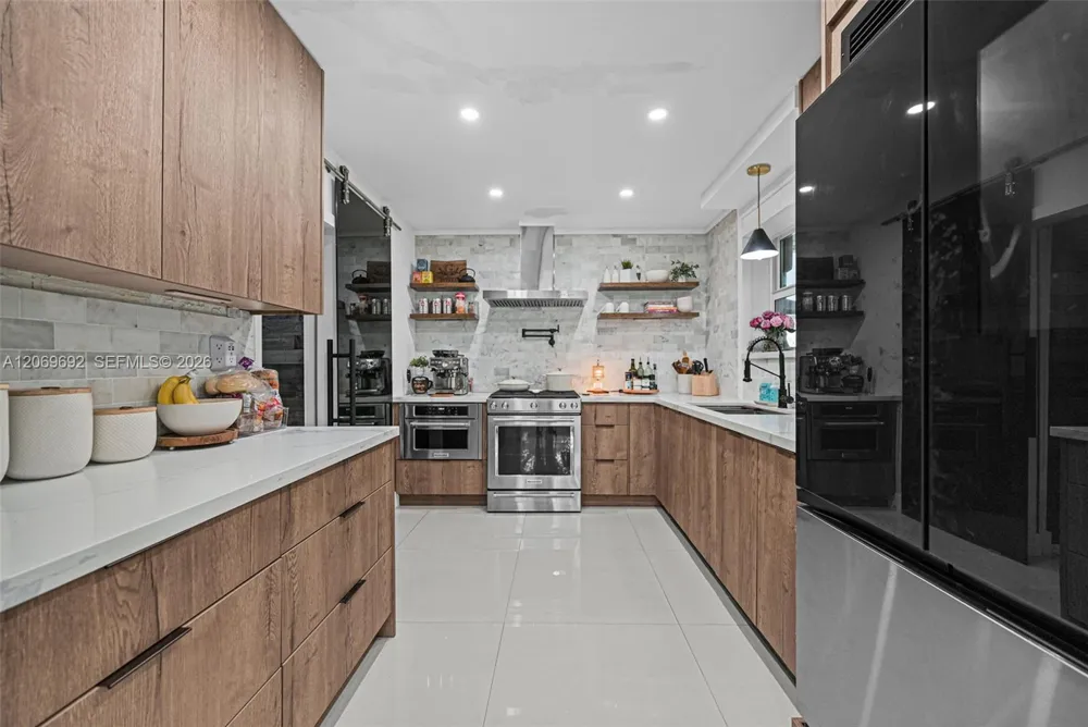 9359 Dominican Dr Cutler Bay, FL 33189