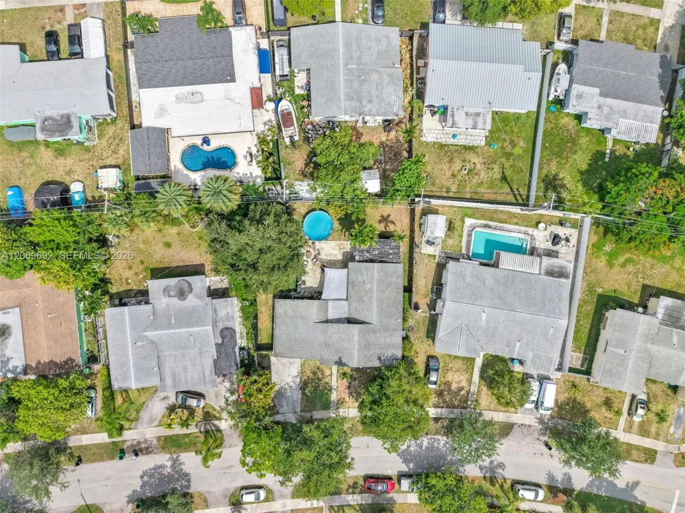 9359 Dominican Dr Cutler Bay, FL 33189