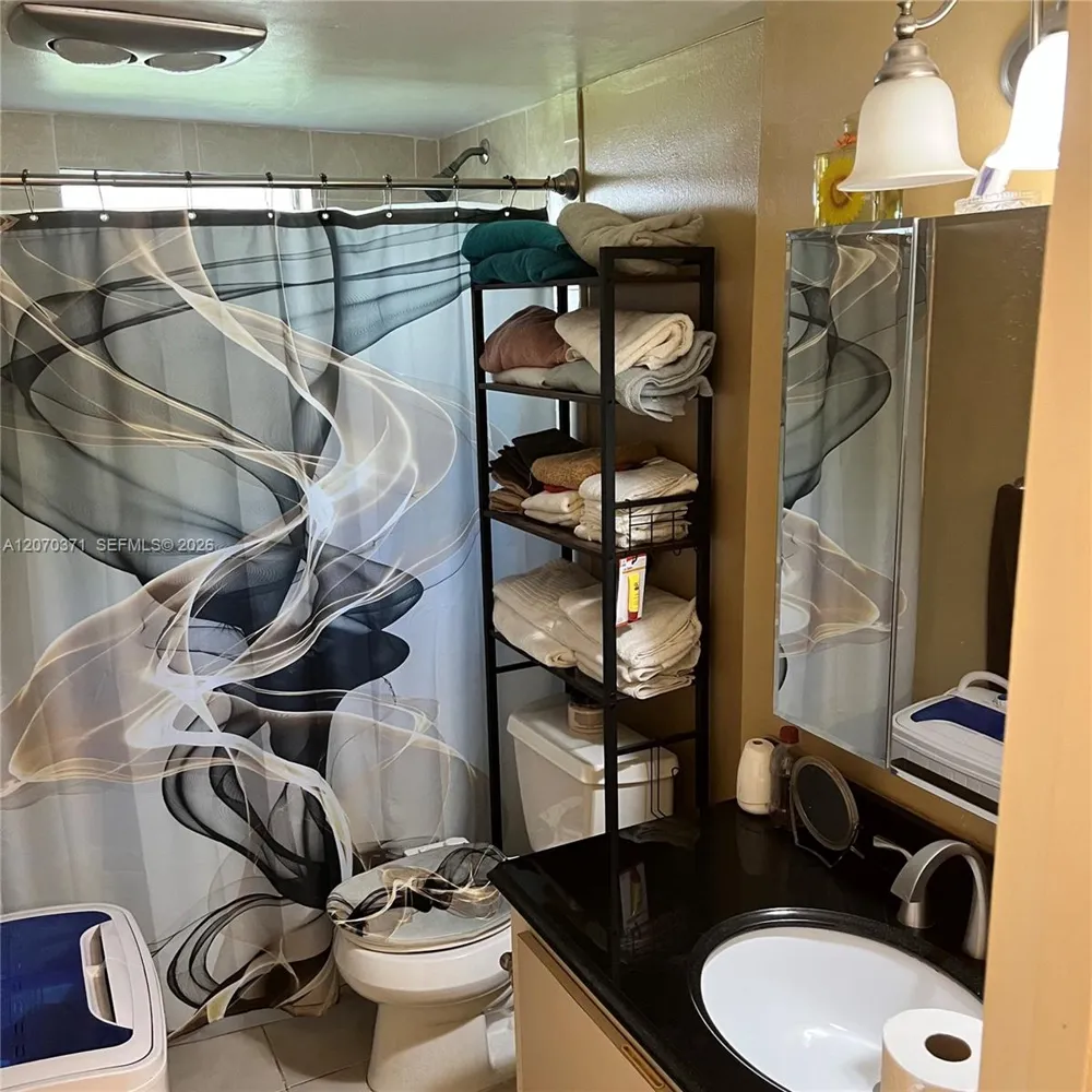 3170 Holiday Springs Blvd #6-105 Margate, FL 33063