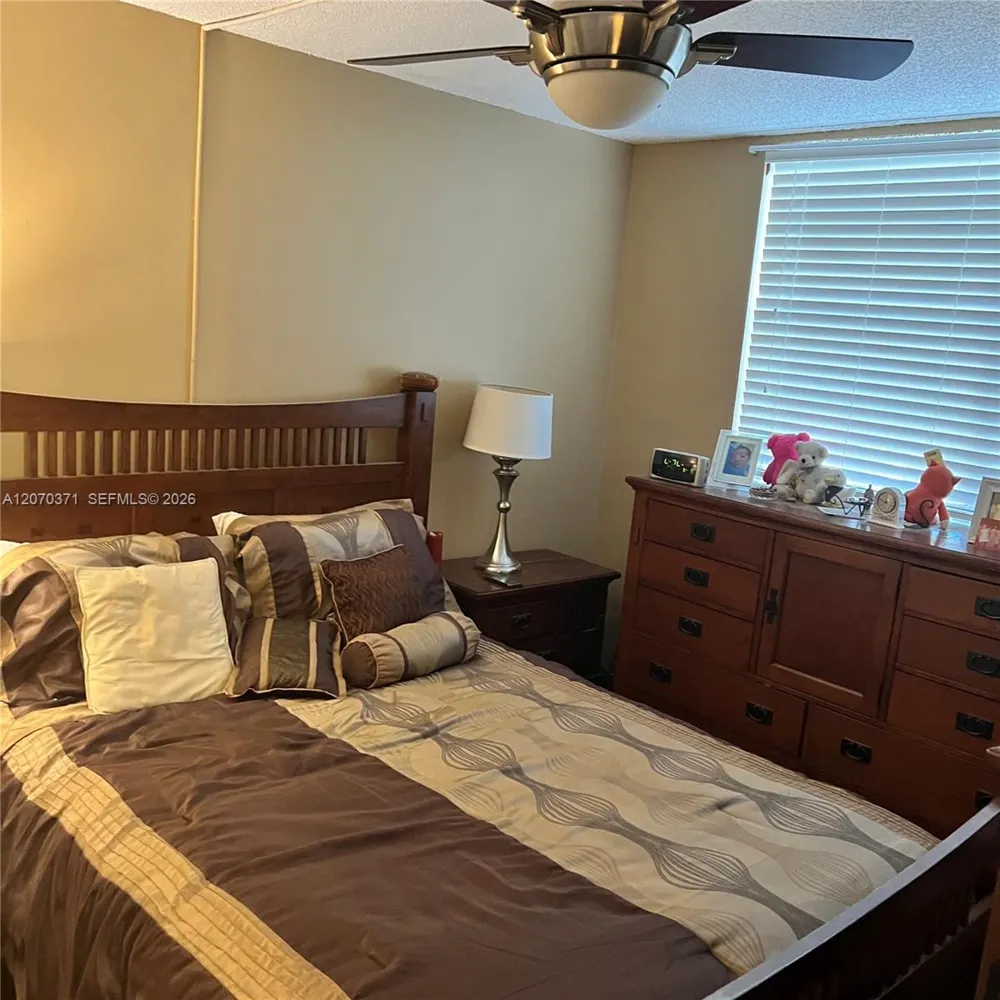 3170 Holiday Springs Blvd #6-105 Margate, FL 33063