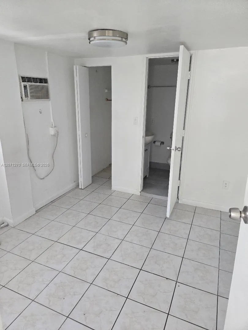 18360 NE 22nd Ave North Miami Beach, FL 33160