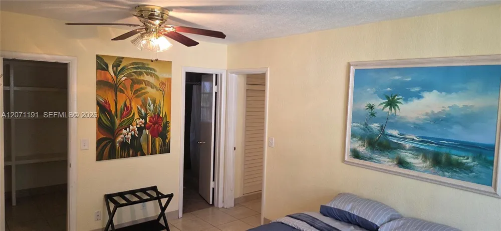 2359 Wallen Dr Palm Beach Gardens, FL 33410