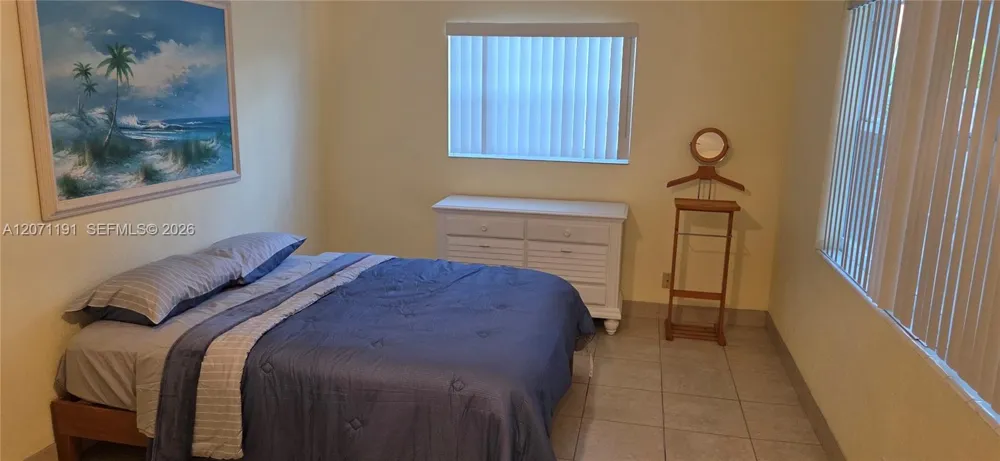 2359 Wallen Dr Palm Beach Gardens, FL 33410