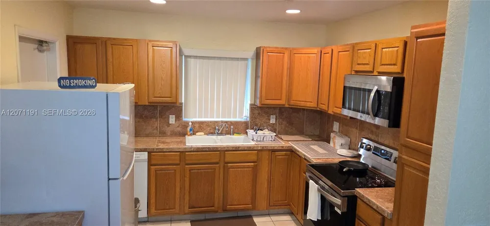 2359 Wallen Dr Palm Beach Gardens, FL 33410