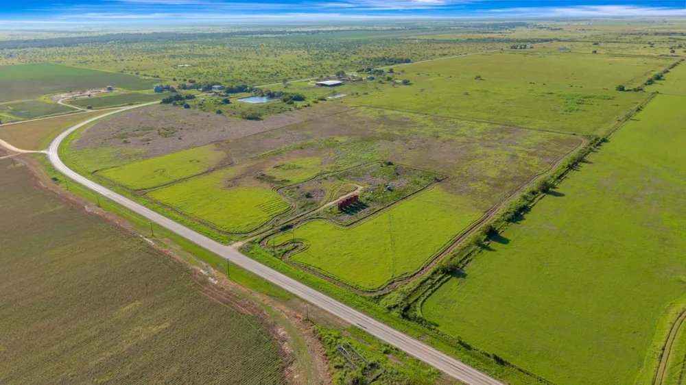 Fm 530 Edna, TX 77957