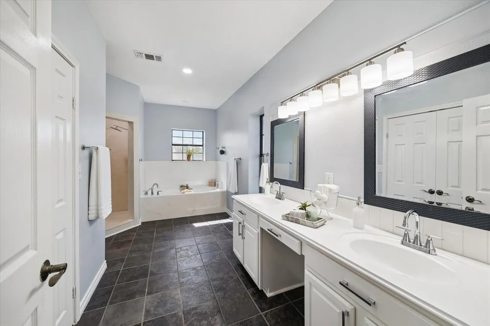 216 Rue Orleans Street Baytown, TX 77520