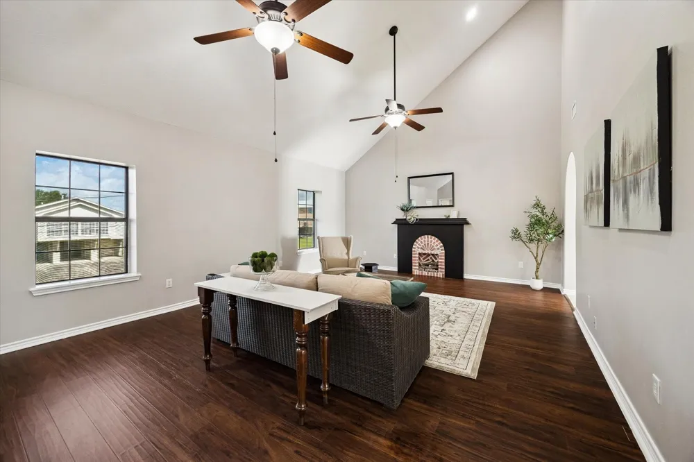216 Rue Orleans Street Baytown, TX 77520