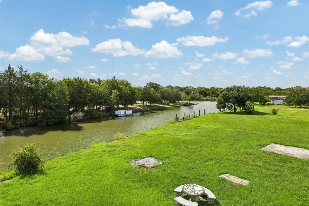 216 Rue Orleans Street Baytown, TX 77520