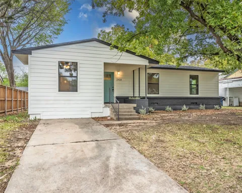 2423 Fenwick Drive