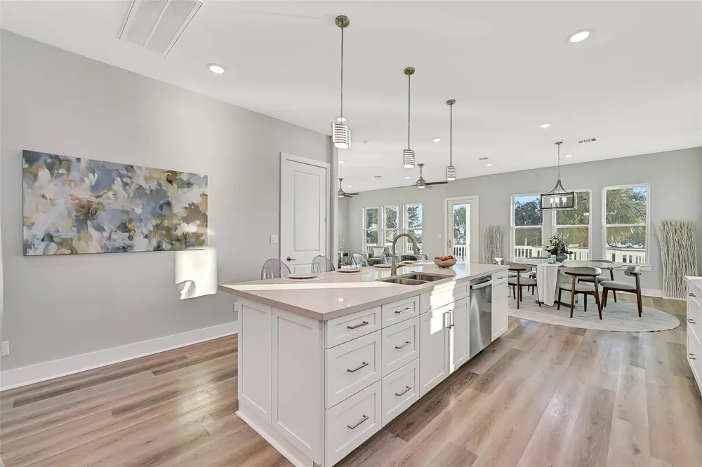 1515 Bayou Shore Drive Galveston, TX 77551
