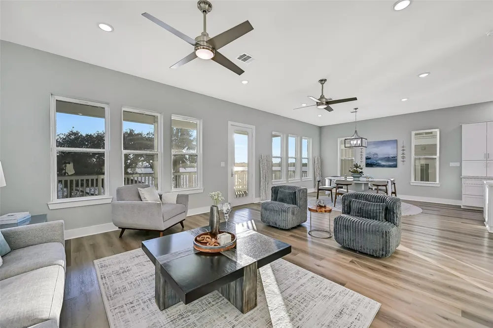 1515 Bayou Shore Drive Galveston, TX 77551