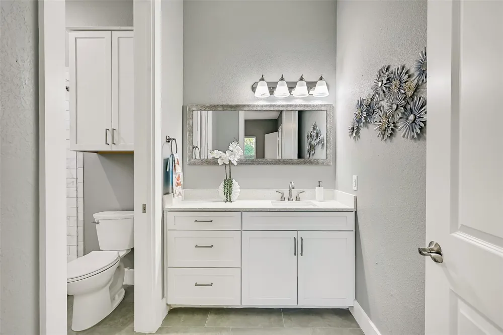 1515 Bayou Shore Drive Galveston, TX 77551
