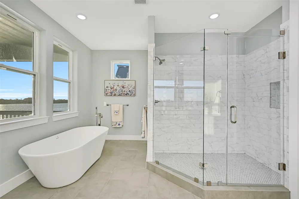 1515 Bayou Shore Drive Galveston, TX 77551