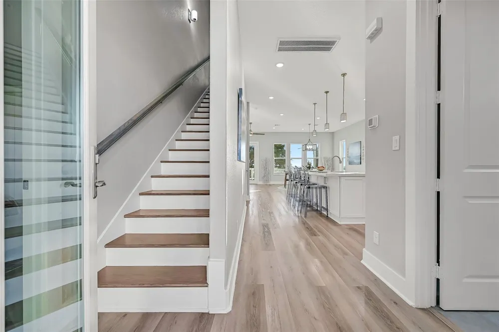 1515 Bayou Shore Drive Galveston, TX 77551