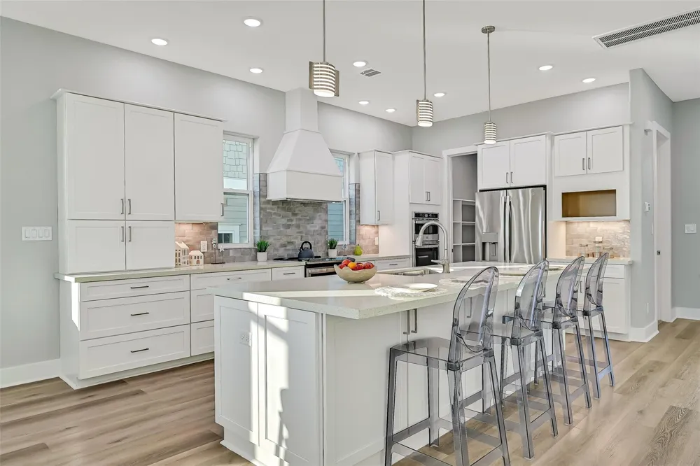 1515 Bayou Shore Drive Galveston, TX 77551