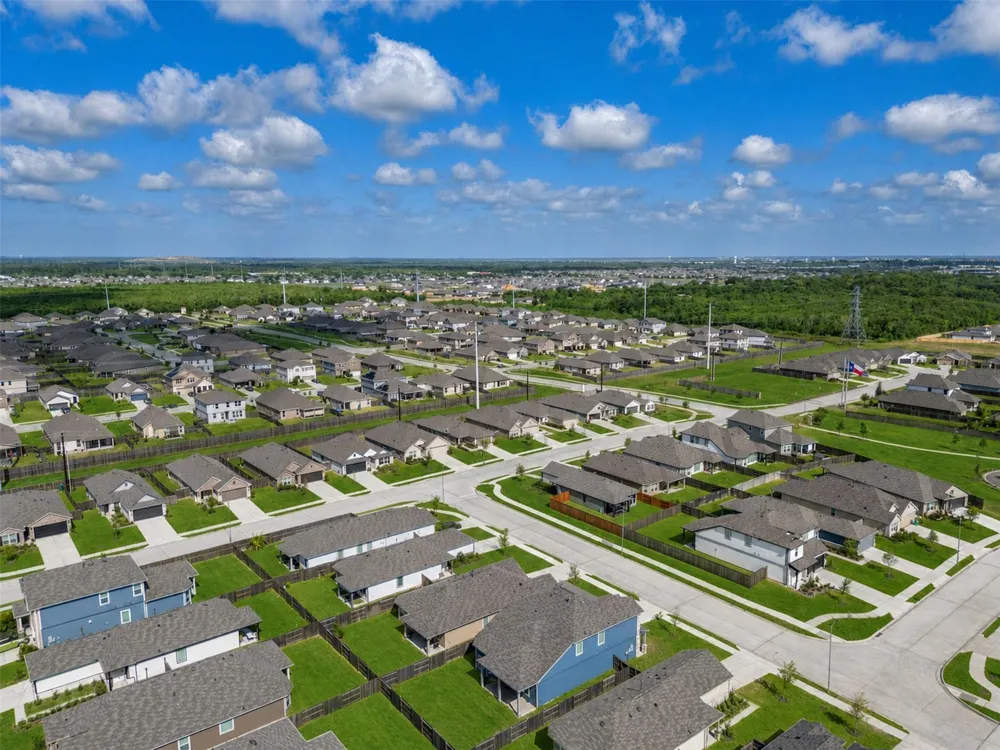 26212 Astral Way La Marque, TX 77568