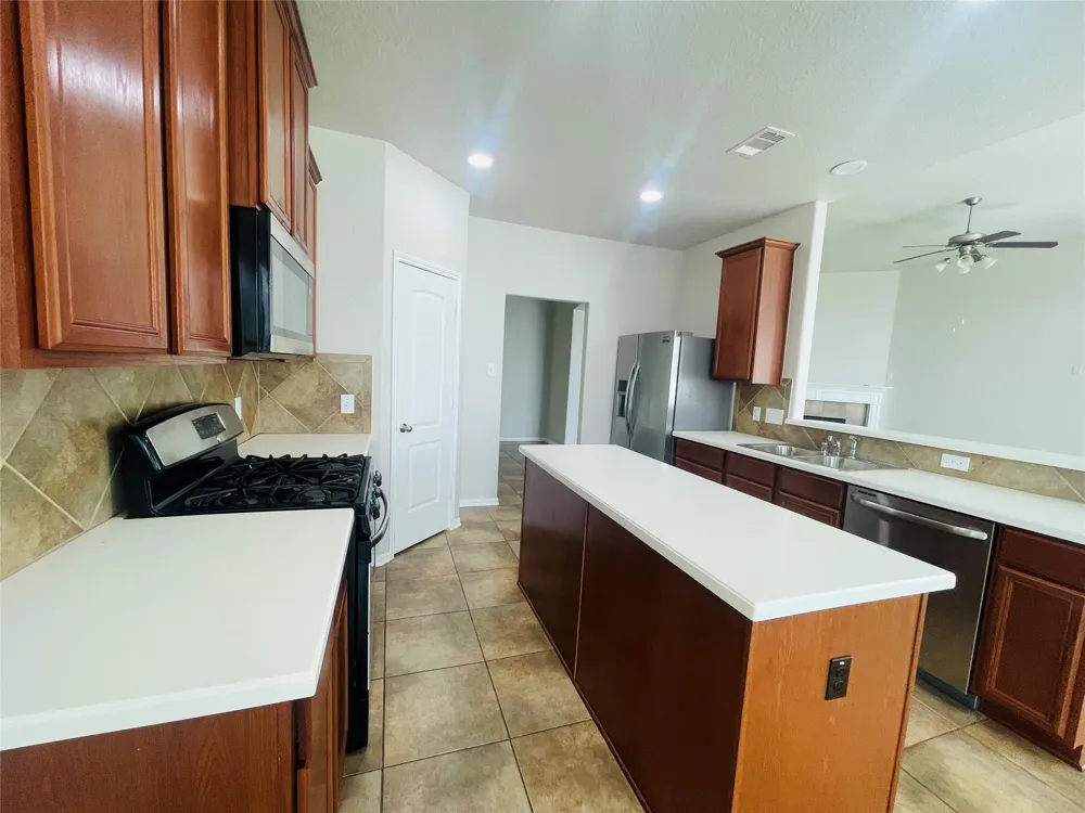 4702 Sedgewood Drive Rosenberg, TX 77471