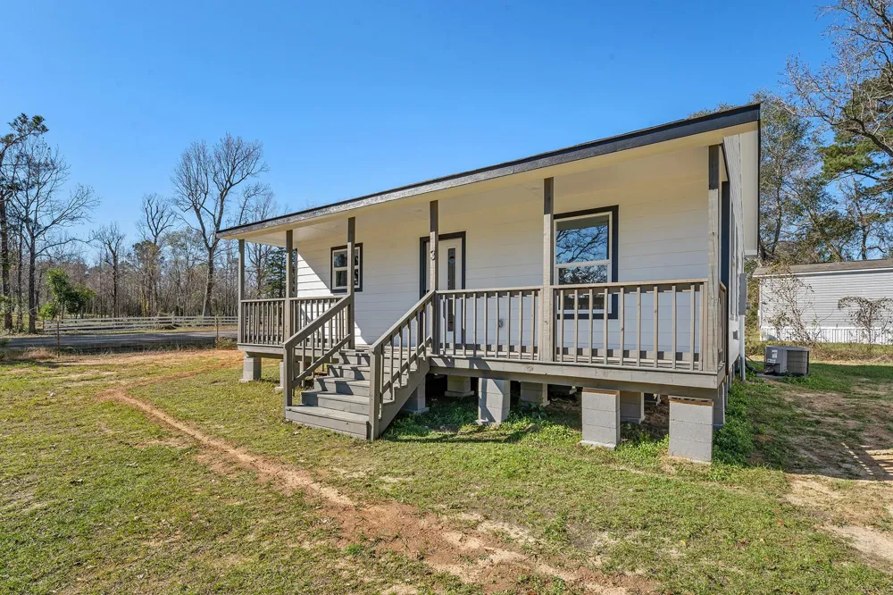 871 Highway 150 Coldspring, TX 77331