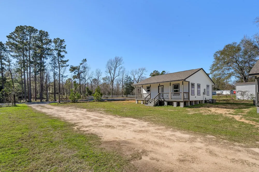 871 Highway 150 Coldspring, TX 77331