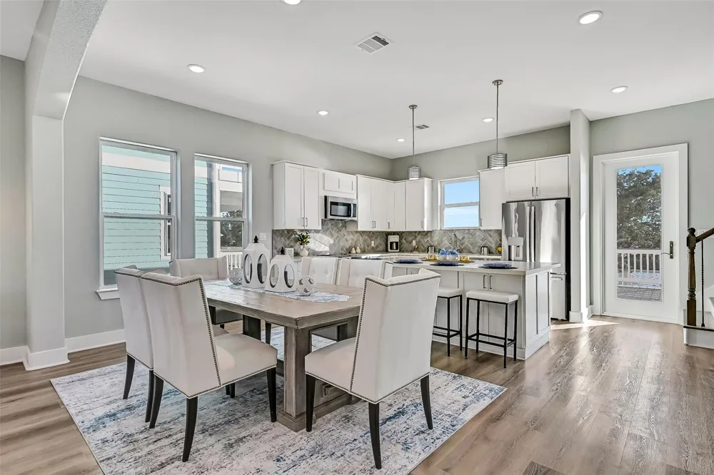 1517 Bayou Shore Drive Galveston, TX 77551
