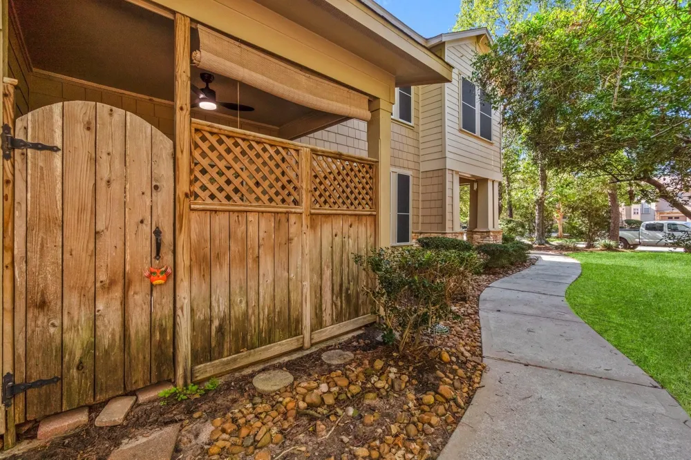 75 Scarlet Woods Court The Woodlands, TX 77380