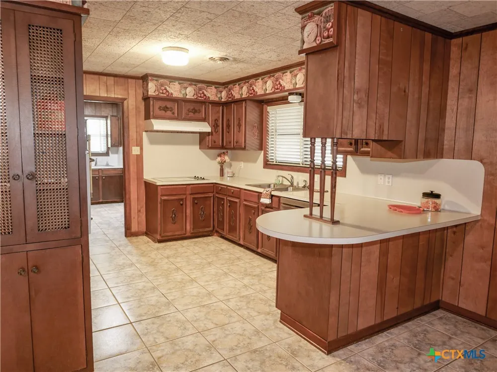 1209 E Morgan Cuero, TX 77954