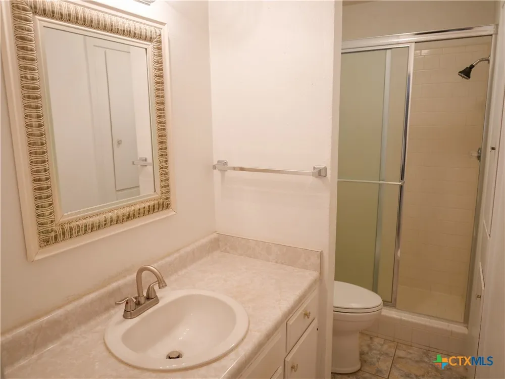 1209 E Morgan Cuero, TX 77954