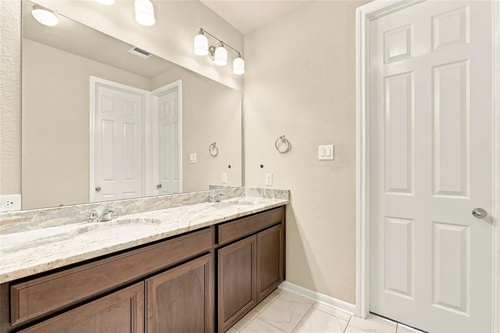9460 Caddo Ridge Lane Cypress, TX 77433