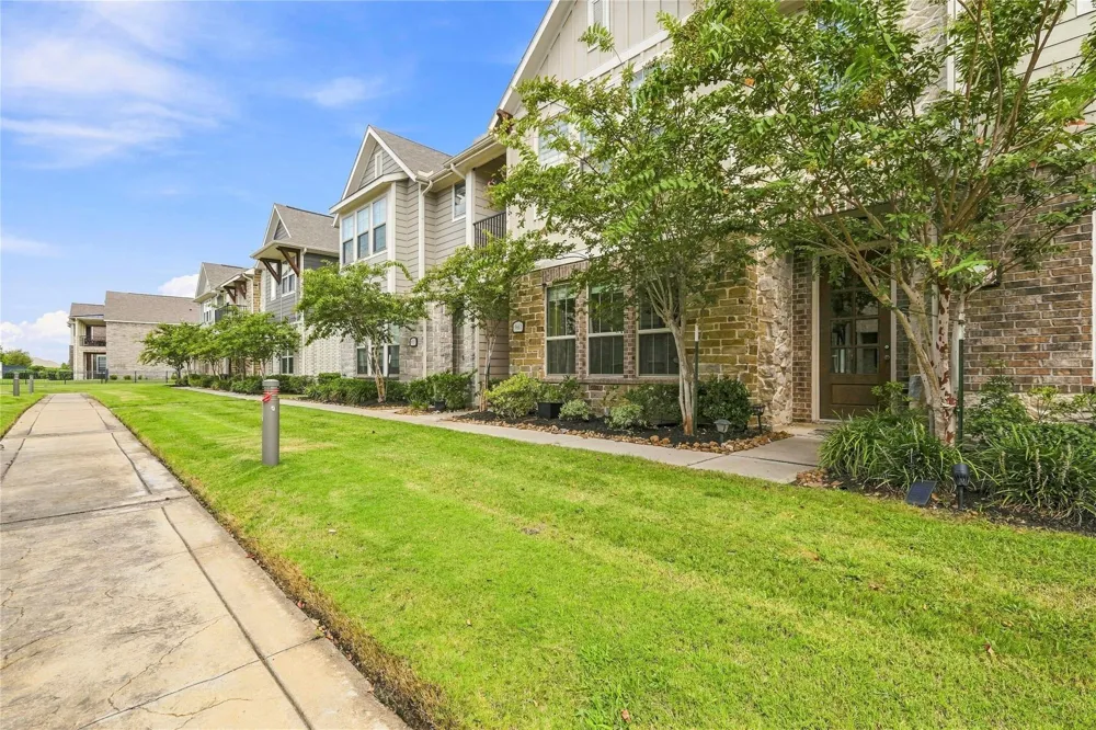 9460 Caddo Ridge Lane Cypress, TX 77433