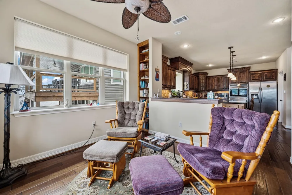 507 W Lake Shore Drive Livingston, TX 77351