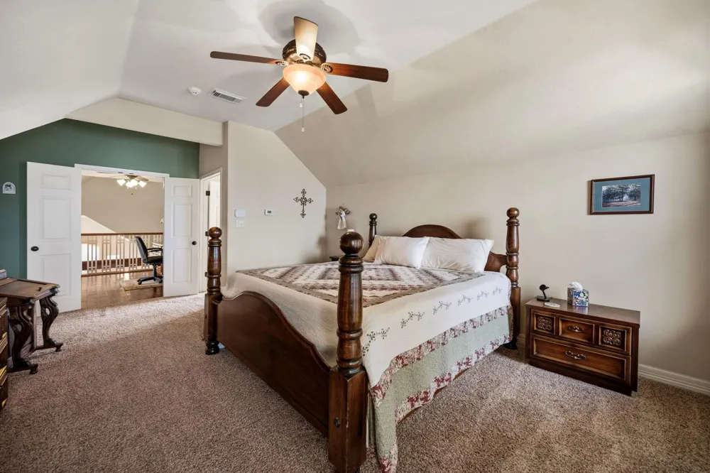 507 W Lake Shore Drive Livingston, TX 77351