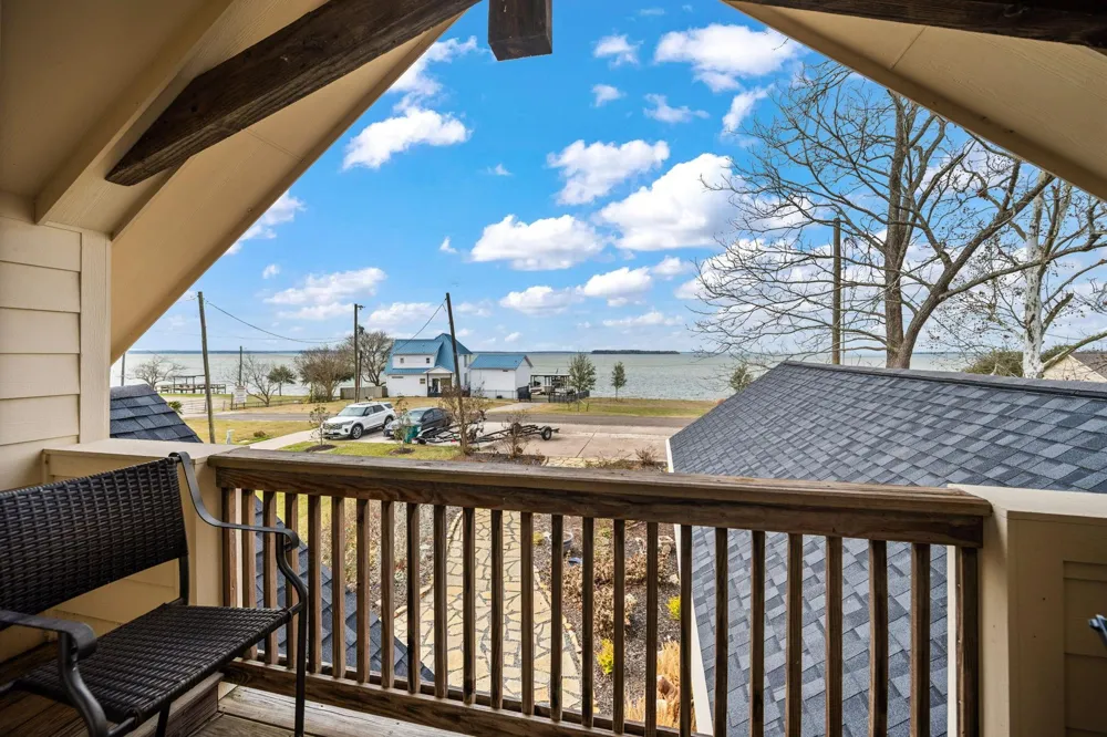 507 W Lake Shore Drive Livingston, TX 77351