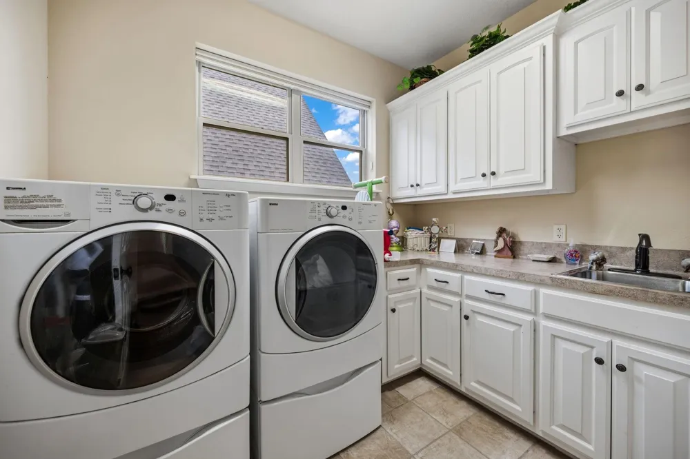 507 W Lake Shore Drive Livingston, TX 77351