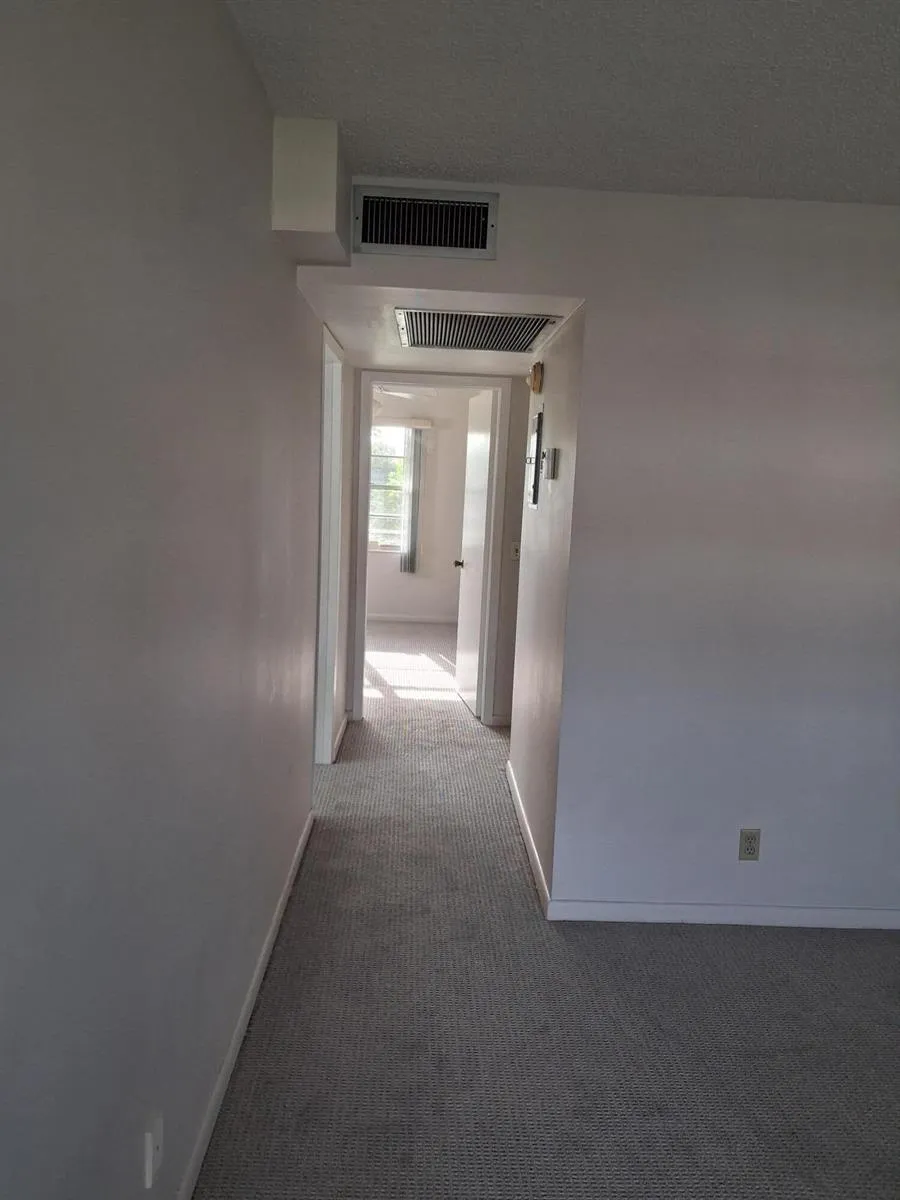 445 Fanshaw Boca Raton, FL 33434