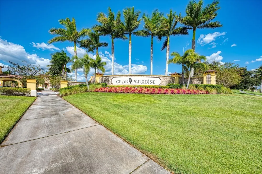 20392 LAGENTE CIRCLE Venice, FL 34293