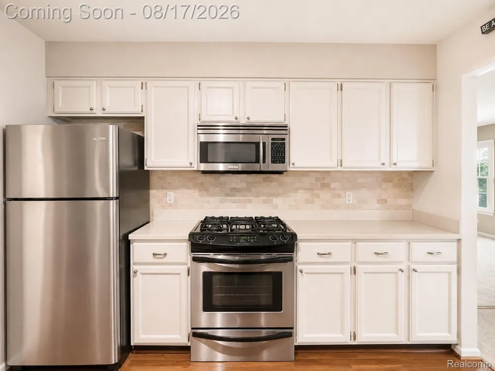 1168 Fairways Boulevard Troy City, MI 48085