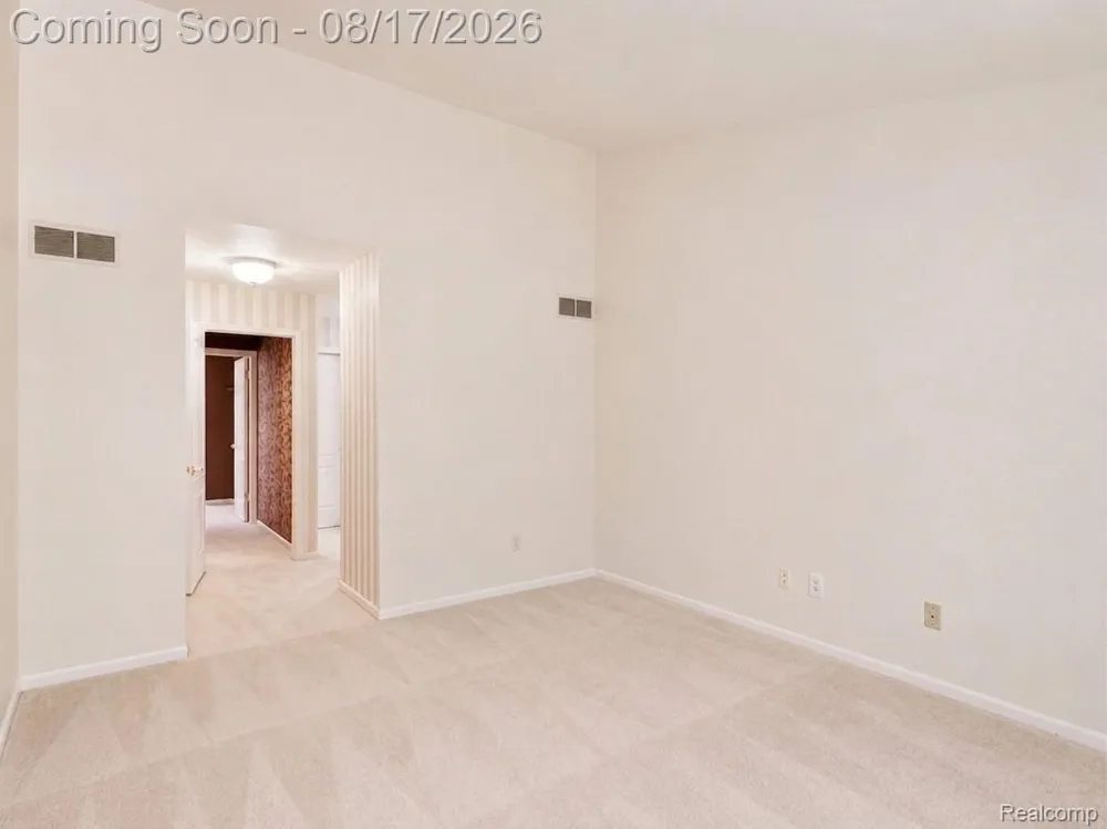 1168 Fairways Boulevard Troy City, MI 48085