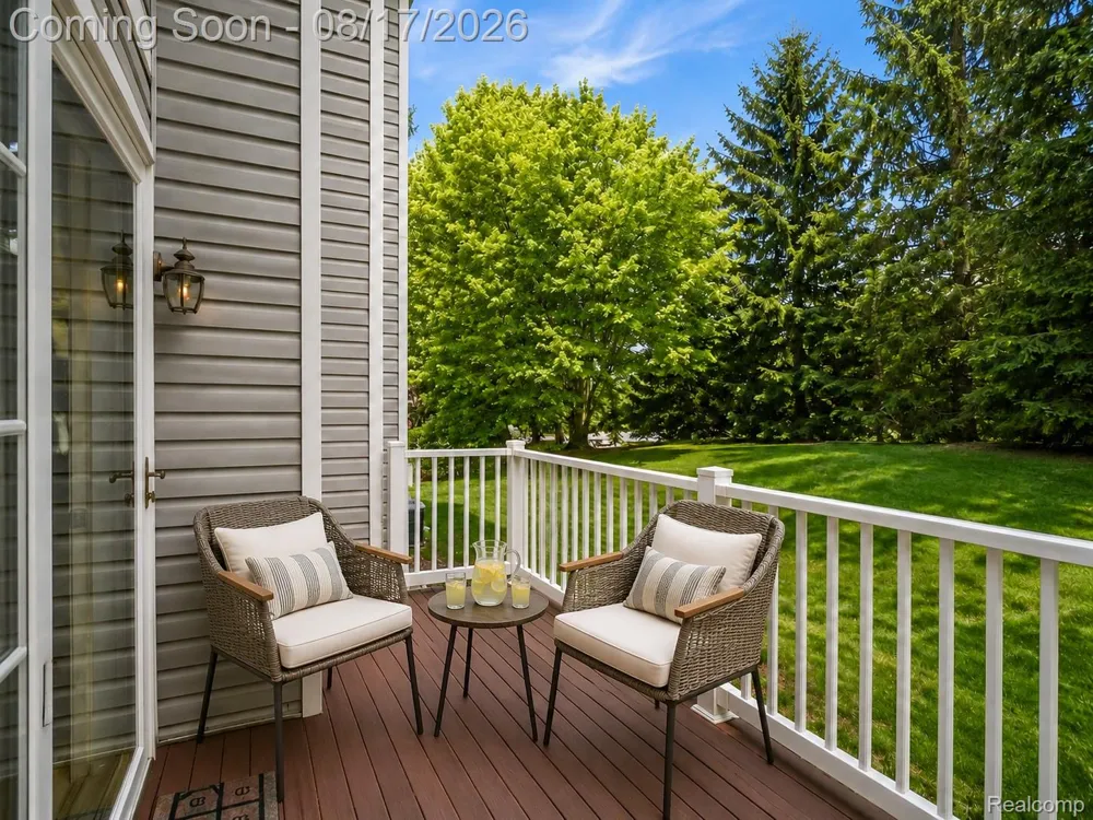 1168 Fairways Boulevard Troy City, MI 48085
