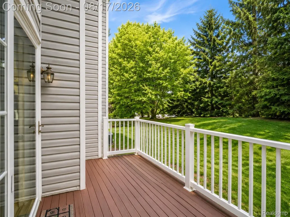 1168 Fairways Boulevard Troy City, MI 48085