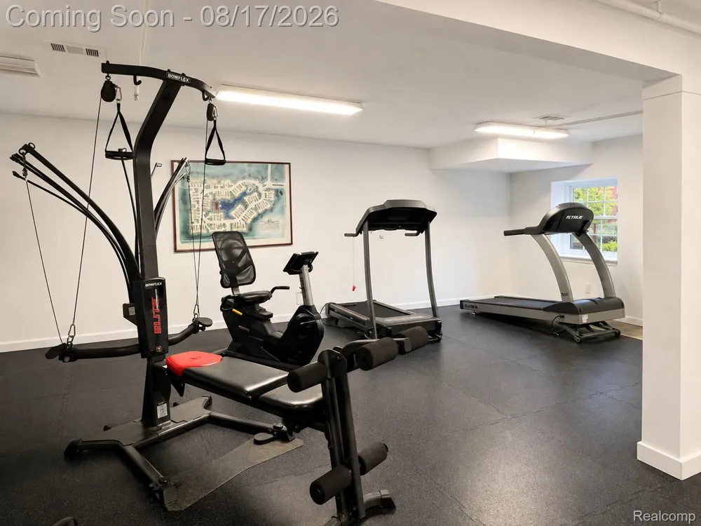 1168 Fairways Boulevard Troy City, MI 48085