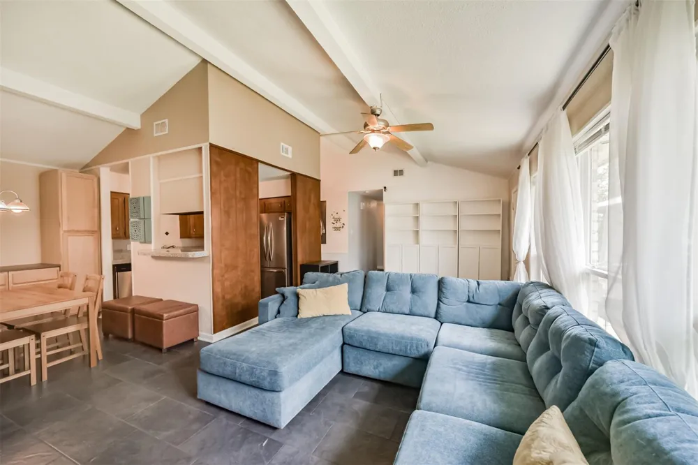 1749 Dolphin Drive Seabrook, TX 77586