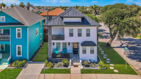 2401 33rd Street