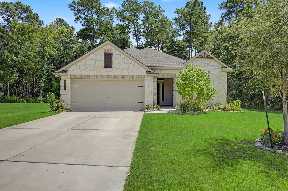 3721 Youpon Lane Huntsville, TX 77340