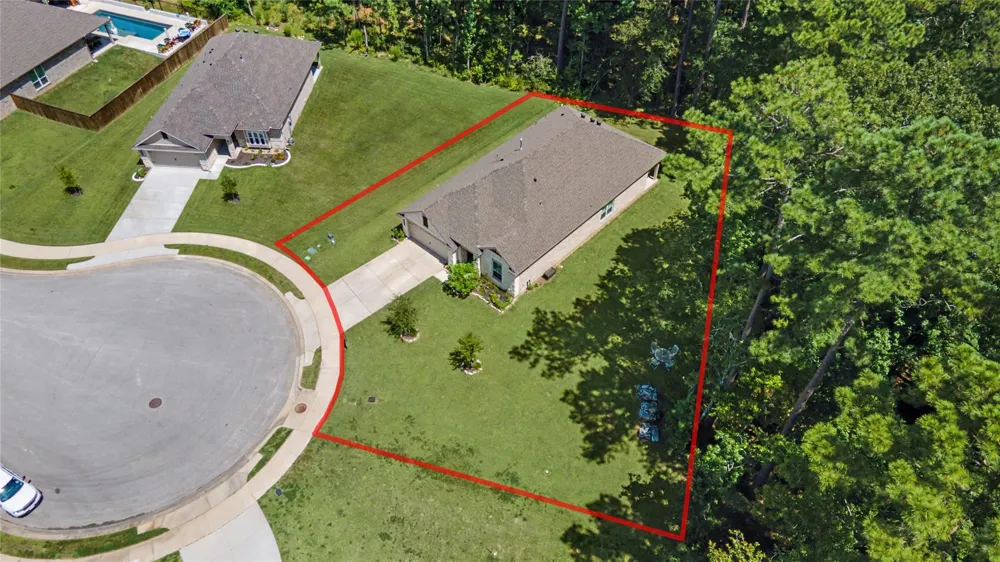 3721 Youpon Lane Huntsville, TX 77340