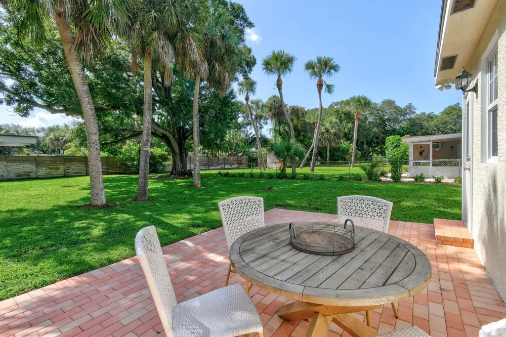 13074 23rd Avenue Palm Beach Gardens, FL 33410