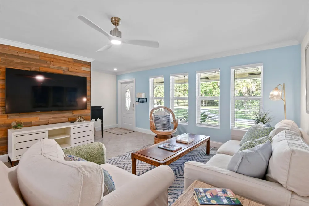 13074 23rd Avenue Palm Beach Gardens, FL 33410